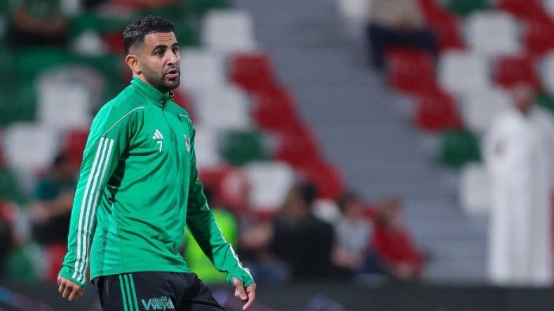 بِالفيديو: محرز أفضل مُمرّر مُتفوّقا على رونالدو