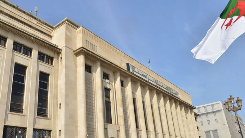 الكتل البرلمانية تستنفر نوابها وتضبط أجندتها عشية رمضان