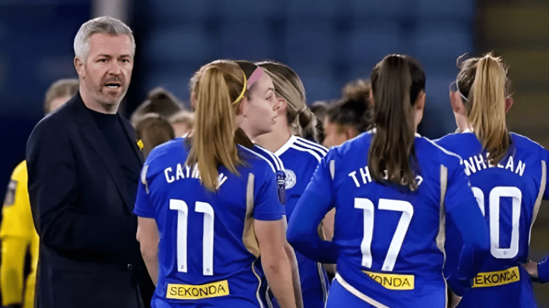 فضيحة أخلاقية تُطيح بِمُدرّب ليستر سيتي إناث