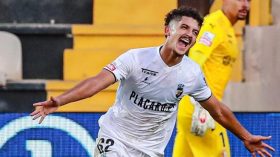 بِالفيديو: هدف استعراضي لِبلومي