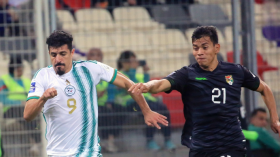 بِالفيديو: أجواء مباراة الجزائر وبوليفيا.. قبل وأثناء وبعد