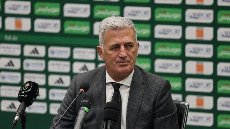 مُؤتمر صحفي لِبيتكوفيتش