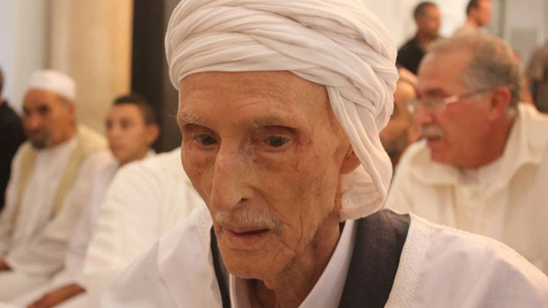 الشيخ شعبان.. إمام لم يتخلف عن موعد صلاة طيلة مشواره