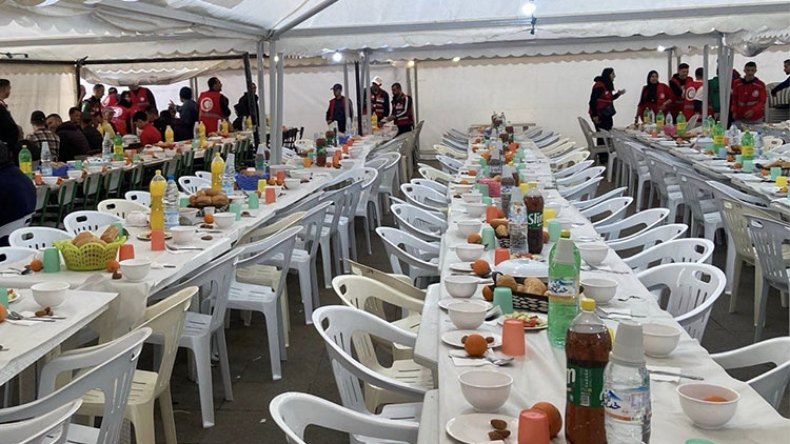 مطاعم التضامن تستقطب طلبة الإقامات الجامعية