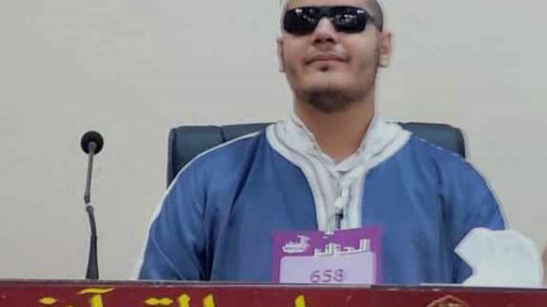 أب يصنع من أبنائه المعاقين معجزة تحدّ وتفوّق أدهشت الأصحاء