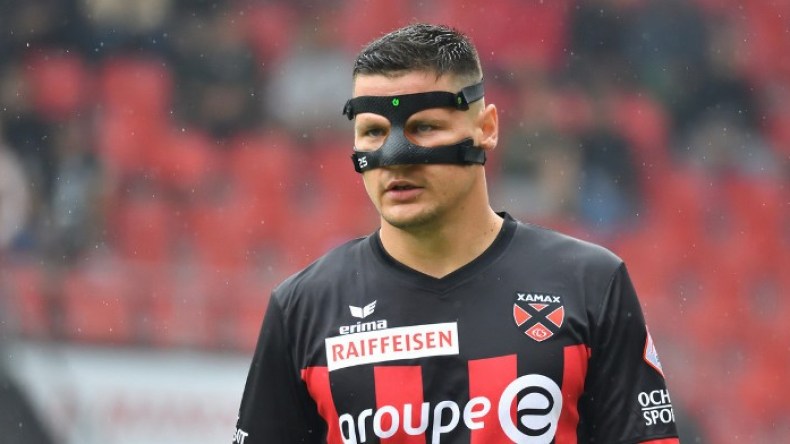 بِالفيديو: “حماقة” دفاعية بعد 14 ثانية فقط!