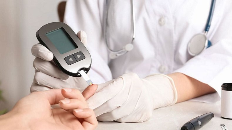 مضاعفات خطيرة لمرضى السكري جراء الصيام