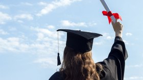 إحصاء 8 آلاف من حملة الماجستير والدكتوراه الأجراء