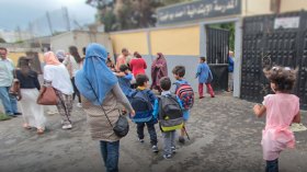 مديرو مؤسسات تربوية يوظفون أقاربهم.. والوزارة مطالبة بالتدخل