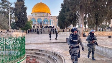 L’occupant sioniste empêche les fidèles Palestiniens d’accéder à la mosquée Al-Aqsa au premier vendredi du Ramadhan