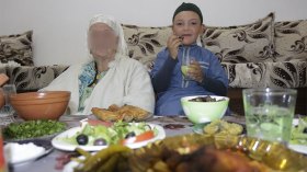 هذه نصائح الأطباء لتعويد الأطفال على الصيام