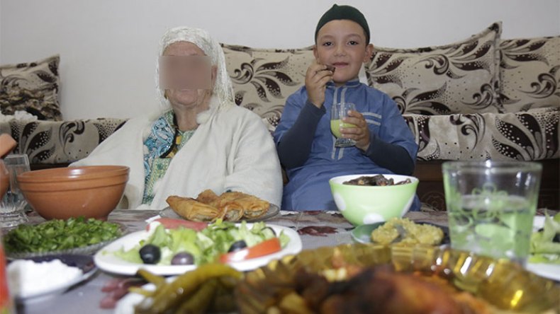 هذه نصائح الأطباء لتعويد الأطفال على الصيام