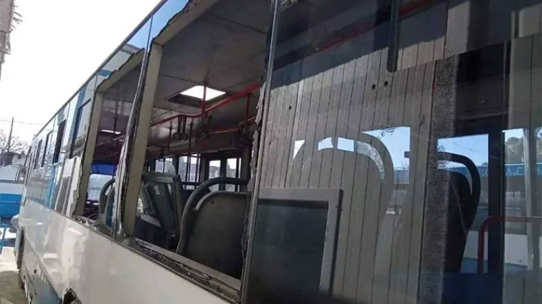 تجدّد الاعتداءات على حافلات “إيتوزا” في رمضان.. والمؤسسة تستنكر