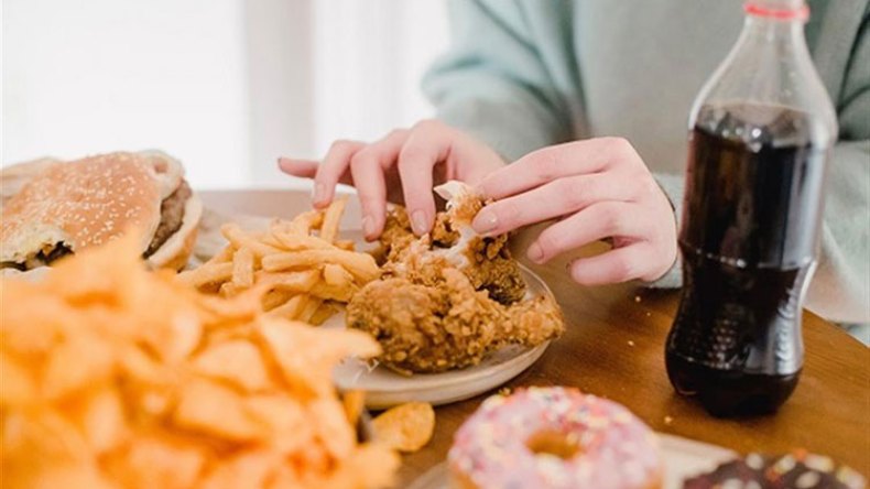 أطعمة ومشروبات يجب تجنبها