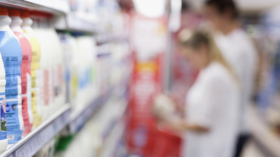 كيف تعرف أن الجبن والياغورت غير حقيقين؟