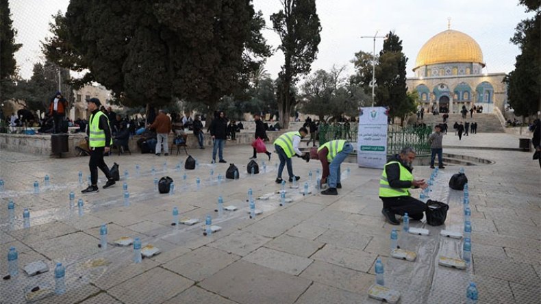 مساعدات غذائية ووجبات إفطار جزائرية للفلسطينيين في غزّة