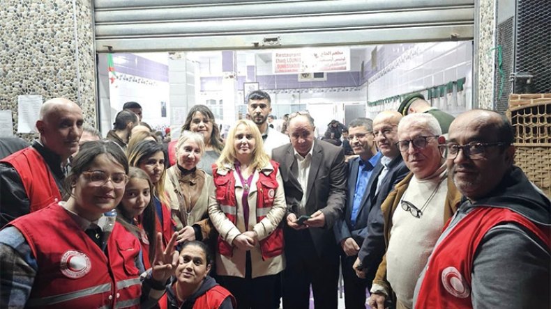 الهلال الأحمر الجزائري يعيل 20 ألف يتيم بمناسبة العيد