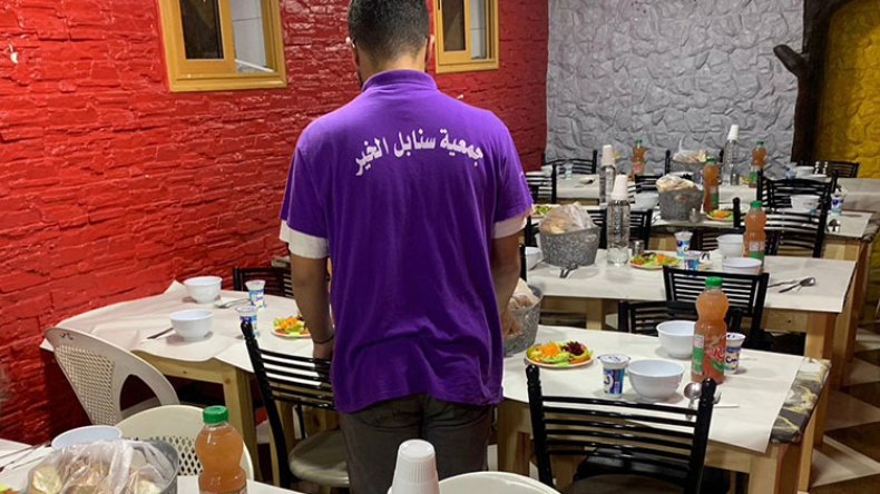 شباب وقود الأعمال التضامنية في رمضان