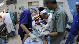 أطباء يحذرون من مضاعفات عمليات الختان العشوائية