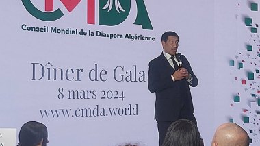 Algerian Diaspora Celebrates Its New Born in Paris