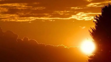 Météo: Des températures supérieures à la normale entre mars et mai