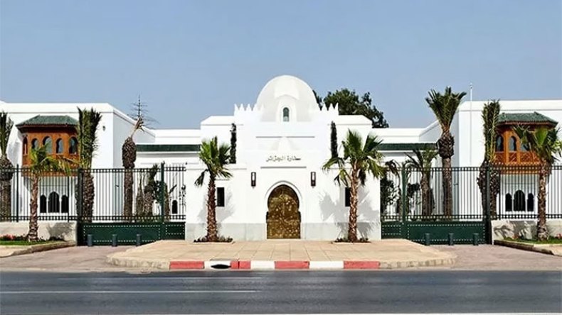 النظام المغربي يلمّح للتراجع عن الاستيلاء على العقارات الجزائرية