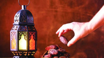 فريضة الصوم و”تجديد الصلة بالله”