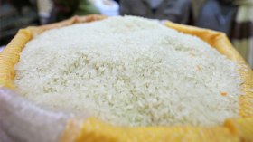 10 سنوات حبسا نافذا لمضاربين بمادة “الأرز”