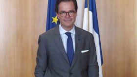 السفير الفرنسي: جميع الوسائل متاحة لإعادة إرساء العلاقات مع الجزائر