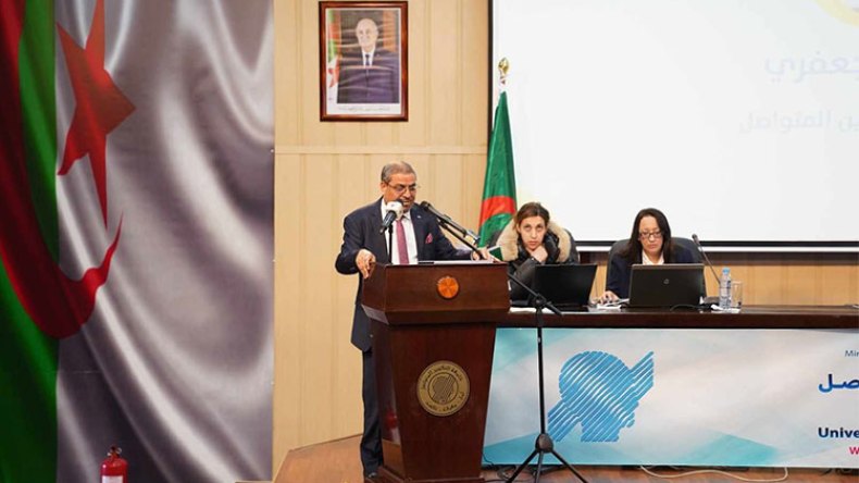 جامعة التكوين المتواصل تسلط الضوء على “اليقظة الرقمية”