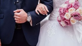 أيهما أكثر، تسعة أم ألف؟