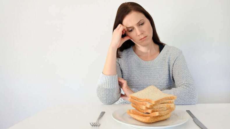 معاناة مرضى السيلياك في رمضان.. مائدة خالية بأسعار غالية