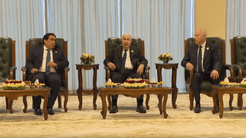 لقاء كل ثلاثة أشهر … هل انطلق قطار المغرب العربي ؟