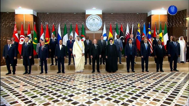 الرئيس تبون يستقبل رؤساء الدول والوفود المشاركين في قمة الجزائر للغاز