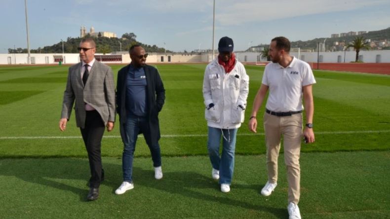 وفد “الفيفا” ينهي زيارته التفقدية إلى الجزائر