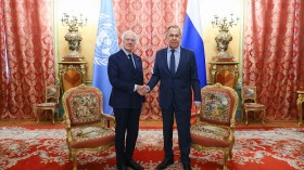 الصحراء الغربية: لافروف يشدد على ضرورة حل النزاع في إطار الأمم المتحدة