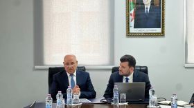 وزارة التجارة تبحث تسهيل إنشاء الشركات في الجزائر