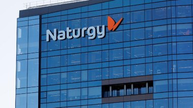 The Makhzen’s Scandalous Maneuver to Sell “Naturgy” to the Emiratis