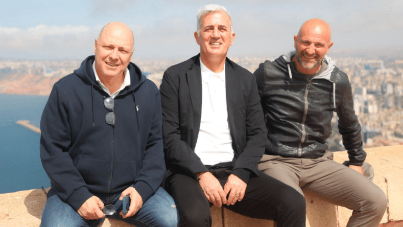 بِالفيديو والصّور: بيتكوفيتش يتنزّه بِإعجاب في وهران