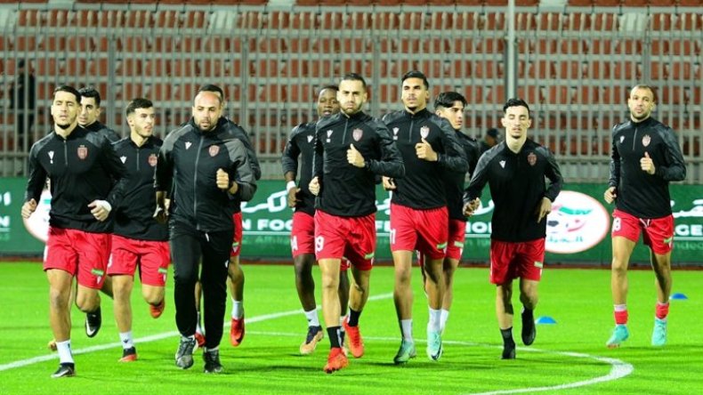 أندية جزائرية تُدعّم اتحاد العاصمة وتستنكر “الهذيان” المغربي