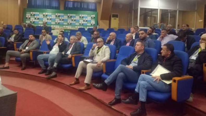 أولى خطوات خلافة علي مالك