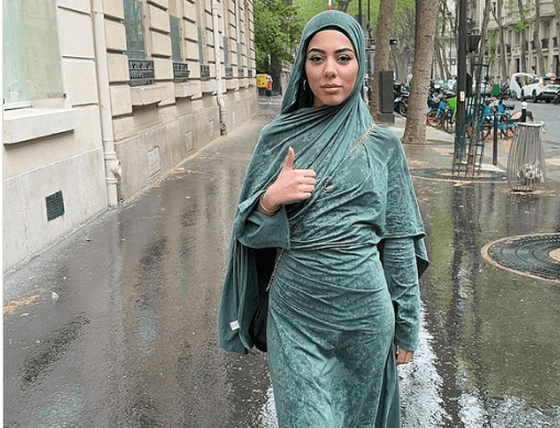 Une touriste “marocaine” se fait cracher dessus à Paris!