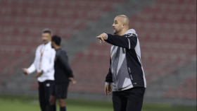 المدرّب بوقرة يتنفّس قليلا