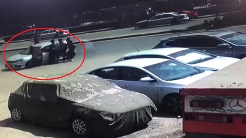 فيديو مروع متداول عبر الشبكات لمقتل امرأة و3 طلاب بمصر!