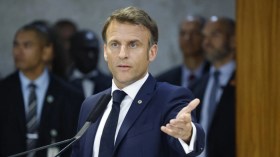 Macron dénonce des propos “menaçants” de la Russie
