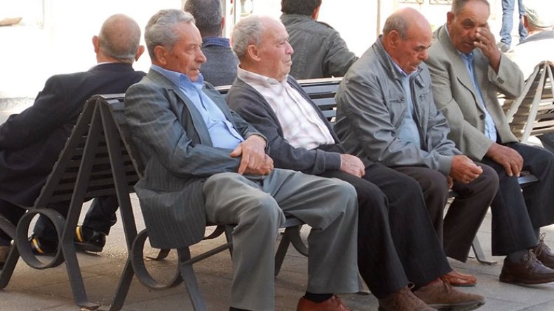 سقوط مزاعم احتيال المتقاعدين الجزائريين على معاشات فرنسا