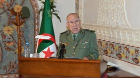 “عليكم بمواصلة مكافحة ظاهرة الإرهاب والجريمة بكل أشكالها”