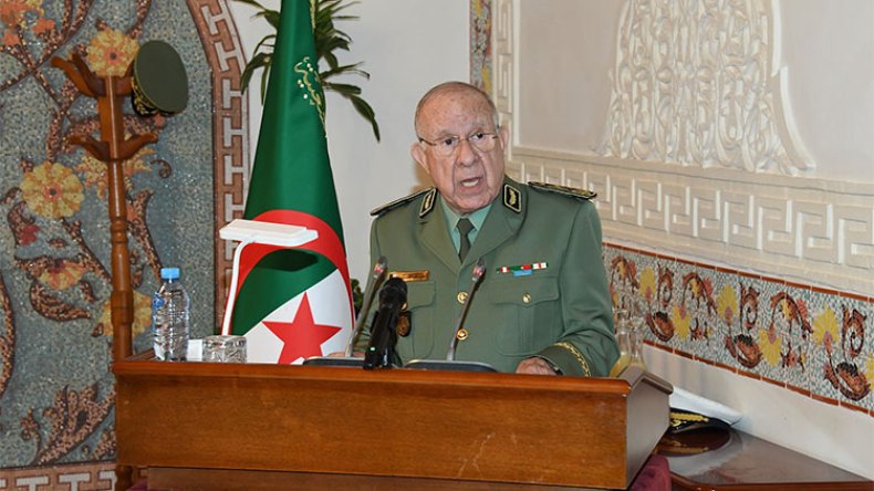 الفريق أول شنقريحة يُنصب المدير العام الجديد للأمن الداخلي