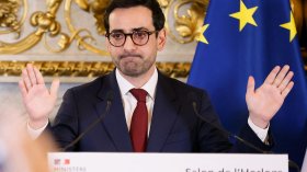La France recommande à ses ressortissants de “quitter temporairement” l’Iran