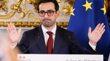 La France recommande à ses ressortissants de “quitter temporairement” l’Iran